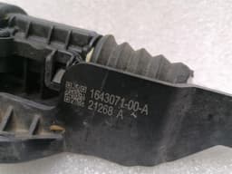 TESLA Tesla Model 3 LONG RANGE Boat Lock 1500397-00-E Tailgate Lock — thumbnail 4