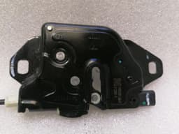 TESLA Tesla Model 3 LONG RANGE Boat Lock 1500397-00-E Tailgate Lock — thumbnail 6