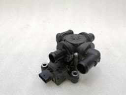 AUDI Audi E-Tron GT heater valve 9J1906459A heater valve — thumbnail 3