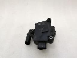 AUDI Audi E-Tron GT heater valve 9J1906459A heater valve — thumbnail 8
