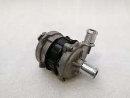 AUDI Audi E-Tron GT Additional Cooling Pump 9J1965567F Coolant Pump Pump — thumbnail 9