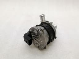 AUDI Audi E-Tron GT Additional Cooling Pump 9J1965567F Coolant Pump Pump — thumbnail 6