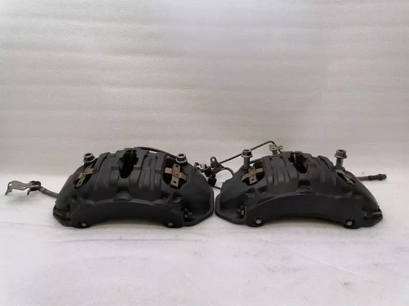 AUDI Audi E-tron GT front brake caliper set 4J3615105N front caliper set BRAKE
