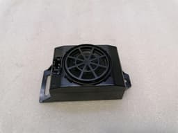 AUDI Audi E-tron GT alarm ECU 7PP035709B siren alarm horn alarm system — thumbnail 3