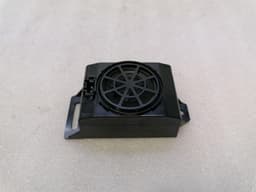 AUDI Audi E-tron GT alarm ECU 7PP035709B siren alarm horn alarm system — thumbnail 6