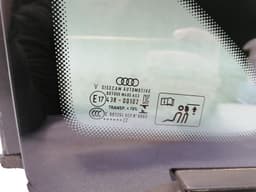 AUDI Audi E-tron GT Left Rear Quarter Glass 4J3845297E Door Window 1⁄4 Rear Left — thumbnail 7