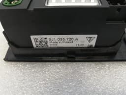 PORSCHE Porsche Taycan 9J rear USB port 9J1035726A rear USB control unit — thumbnail 9