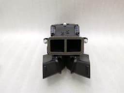 PORSCHE Porsche Taycan 9J rear air duct 9J1815327C ventilation nozzle ventilation grille rear — thumbnail 2