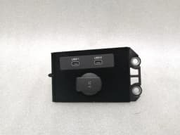 PORSCHE Porsche Taycan 9J rear USB port 9J1035726A rear USB control unit — thumbnail 6