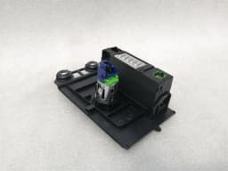 PORSCHE Porsche Taycan 9J rear USB port 9J1035726A rear USB control unit — thumbnail 10