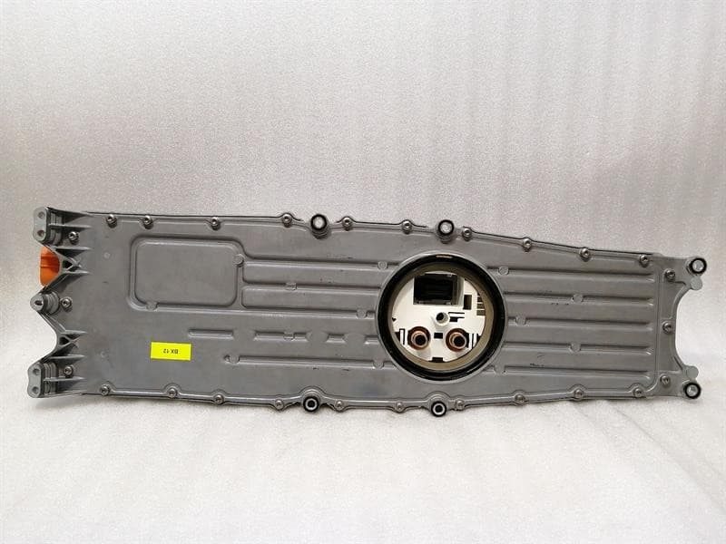 PORSCHE Porsche Taycan 9J Battery Isolator 9J1915251M Battery Separator Turbo