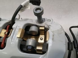 PORSCHE Porsche Taycan 9J rear caliper set 9J1615404Q brake caliper rear set — thumbnail 4