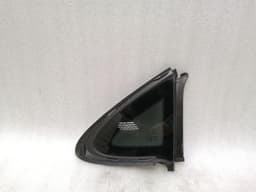 PORSCHE Porsche Taycan 9J Right Rear Quarter Glass 9J1845298R Door Panel 1/4 Rear Right — thumbnail 6