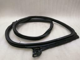 PORSCHE Porsche Taycan 9J RLH door seal 9J1833721AL door seals rear left — thumbnail 2