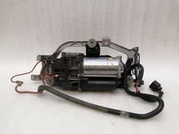PORSCHE Porsche Taycan 9J Air Suspension Pump 9J1616006D Supercharger Air Suspension Turbo — thumbnail 9
