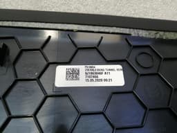 PORSCHE Porsche Taycan 9J center tunnel cover 9J1863045A trim tunnel leather — thumbnail 8