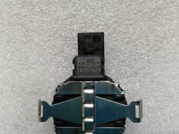 PORSCHE Porsche Taycan 9J Rain Sensor 81A955547A Rage Sensor — thumbnail 3