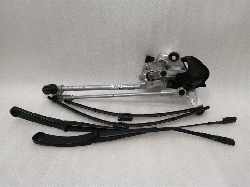 PORSCHE Porsche Taycan 9J Front Wiper Engine 9J1955024C RIGHT HANDLE RHD.
