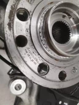 MERCEDES-BENZ Mercedes EQC400 GLC N293 Left Front Hub A2533323300 Wheel Bearing Housing Front Left — thumbnail 5