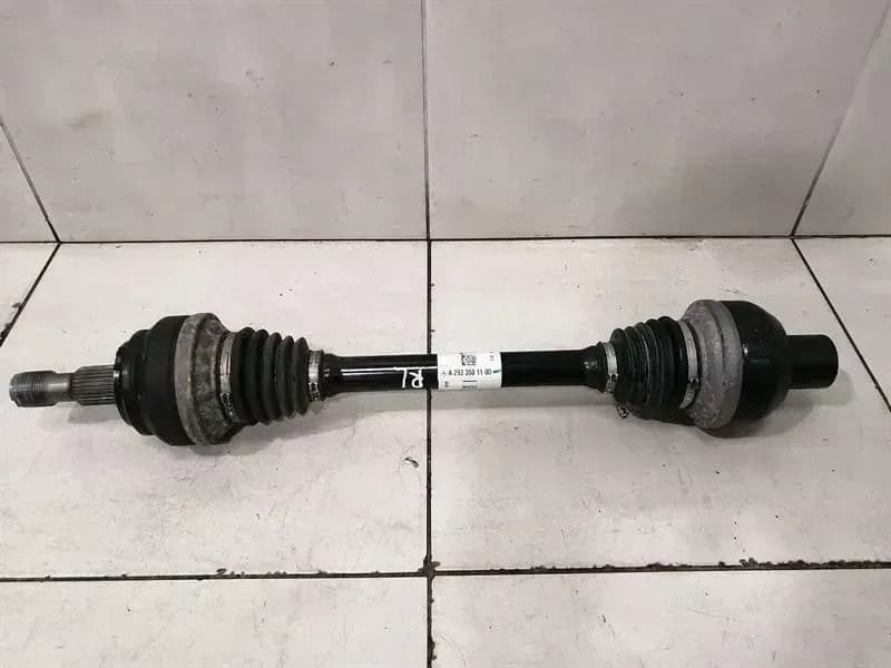 Mercedes EQC400 EQC N293 Left Rear Drive Shaft A2933501100 Drive Shaft Rear