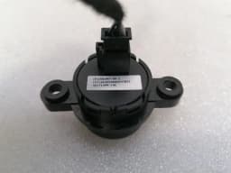 TESLA Tesla Model 3 Boat Open Switch 1501907-00-A Tailgate Switch — thumbnail 4