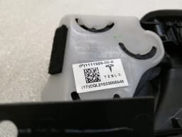 TESLA Tesla Model 3 Long Range Air Vent Duct 1111598-00-B Vent — thumbnail 6