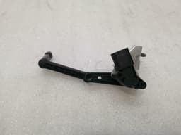 TESLA Tesla Model 3 Rear Left Level Sensor 1044971-00-C Level Sensor Rear Left — thumbnail 2