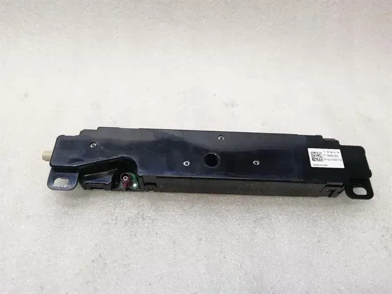 TESLA Tesla Model 3 Long Range Bluetooth Aerial / Antenna 1585601-00-D Antenna
