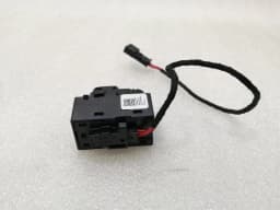 TESLA Tesla Model 3 Window Switch 1081038-02-F Switch — thumbnail 3