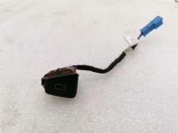 TESLA Tesla Model 3 Door Open Switch 1094957-02-E Door Switch — thumbnail 3