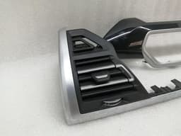 BMW BMW iX3 G08 air vent 9871600 ventilation nozzle ventilation grille RHD RIGHT-HAND DRIVE — thumbnail 3