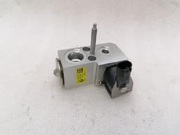 BMW BMW iX3 G08 7951456 A/C VALVE — thumbnail 7