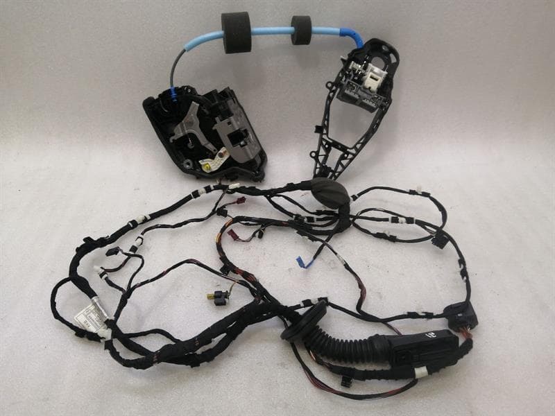 BMW BMW iX3 G08 door lock front left 51219482715 front left door lock