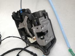 BMW BMW iX3 G08 rear left door lock 51227473147 door lock rear left — thumbnail 8