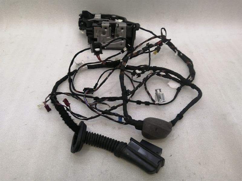 BMW BMW iX3 G08 front right door lock 51219482718 door lock front right