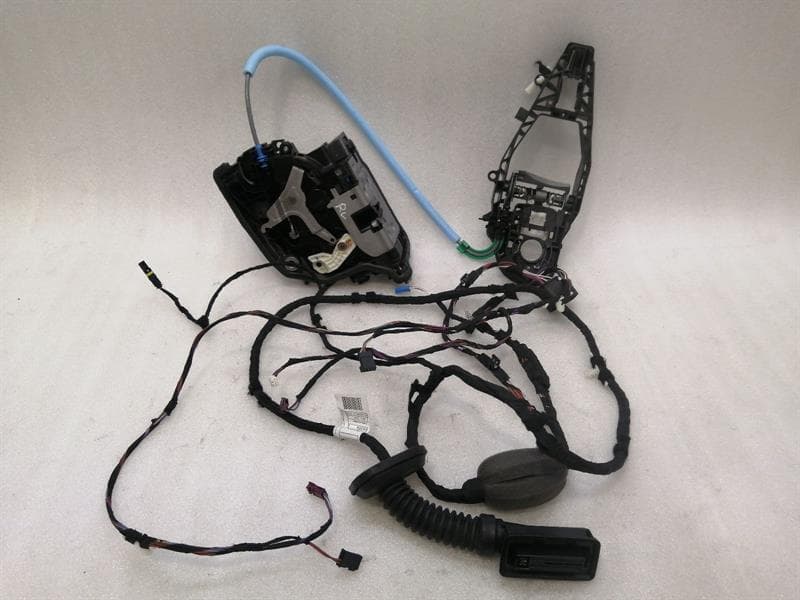 BMW BMW iX3 G08 rear left door lock 51227473147 door lock rear left