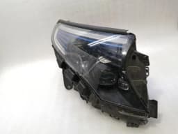 MERCEDES-BENZ Mercedes EQC N293 Right Headlight A2939068400 Headlights Right Defect — thumbnail 3