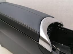 MERCEDES-BENZ Mercedes EQC400 EQC N293 armrest A2936801600 centre armrest armrest console — thumbnail 4