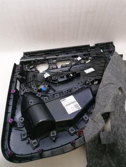 MERCEDES-BENZ Mercedes EQC N293 door card rear left A2937300902 door panel rear left — thumbnail 8
