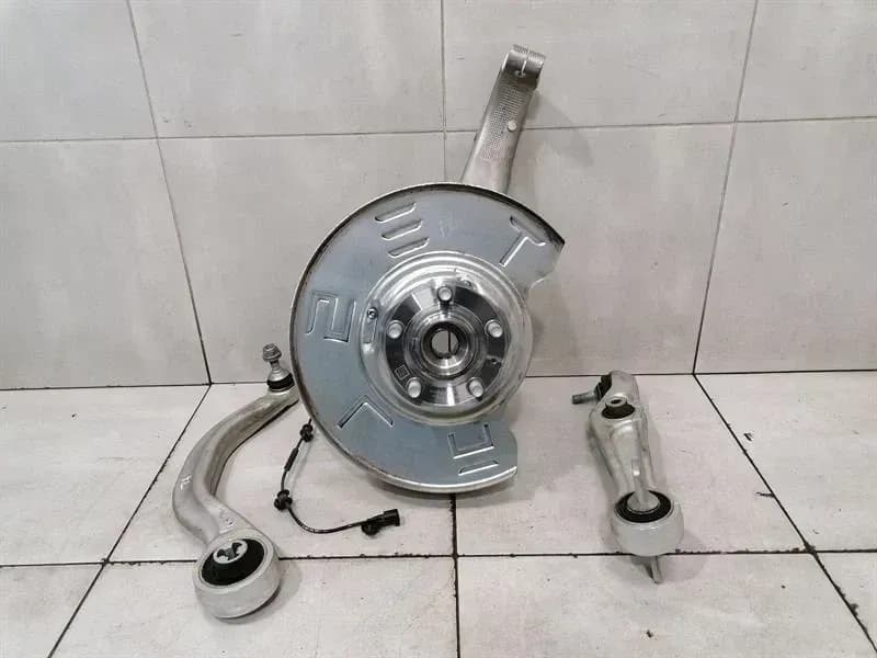 Tesla Model 3 Performance FLH Hub 1044311-00-E Wheel Bearing Housing Front Left