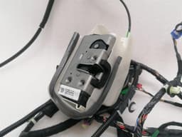 TESLA Tesla Model 3 Performance FRH Door Lock 1500673-91-B Front Right Door Lock — thumbnail 4