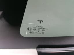 TESLA Tesla Model 3 Left Rear Quarter Glass 1514978-01-C Door Panel 1/4 Rear Left — thumbnail 6