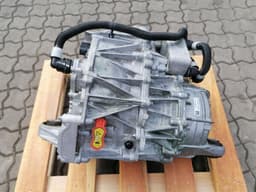 TESLA TESLA MODEL 3 PERFORMANCE ENGINE 1120960-20-G ENGINE FRONT 3D3 FRONT — thumbnail 6