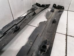 TESLA Tesla Model 3 Performance side skirt set 1089829-00-D side skirts set — thumbnail 6