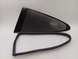 PORSCHE Porsche 911 996 left rear quarter glass 99654311103 door window 1/4 rear left — thumbnail 8