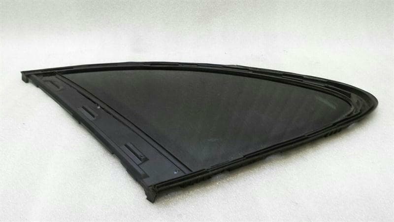 PORSCHE Porsche Cayenne 958 92a Left Rear 1/4 Glass 7P5845297 Door Window 1⁄4 Rear Left