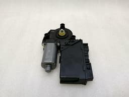 PORSCHE Porsche 911 997 RHD Front Right Window Motor 99762410205 Power Window Motor RHD — thumbnail 2