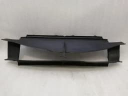 PORSCHE Porsche 911 997 Front Center Air Guide 99757514101 Front Center Radiator Grille — thumbnail 1
