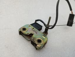 PORSCHE Porsche 911 996 boat lock 99651205303 tailgate lock — thumbnail 3