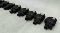 PORSCHE Porsche Cayenne 958 92A Vent Flap Motor Set of 10 52424892 Servo Motor Set — thumbnail 7